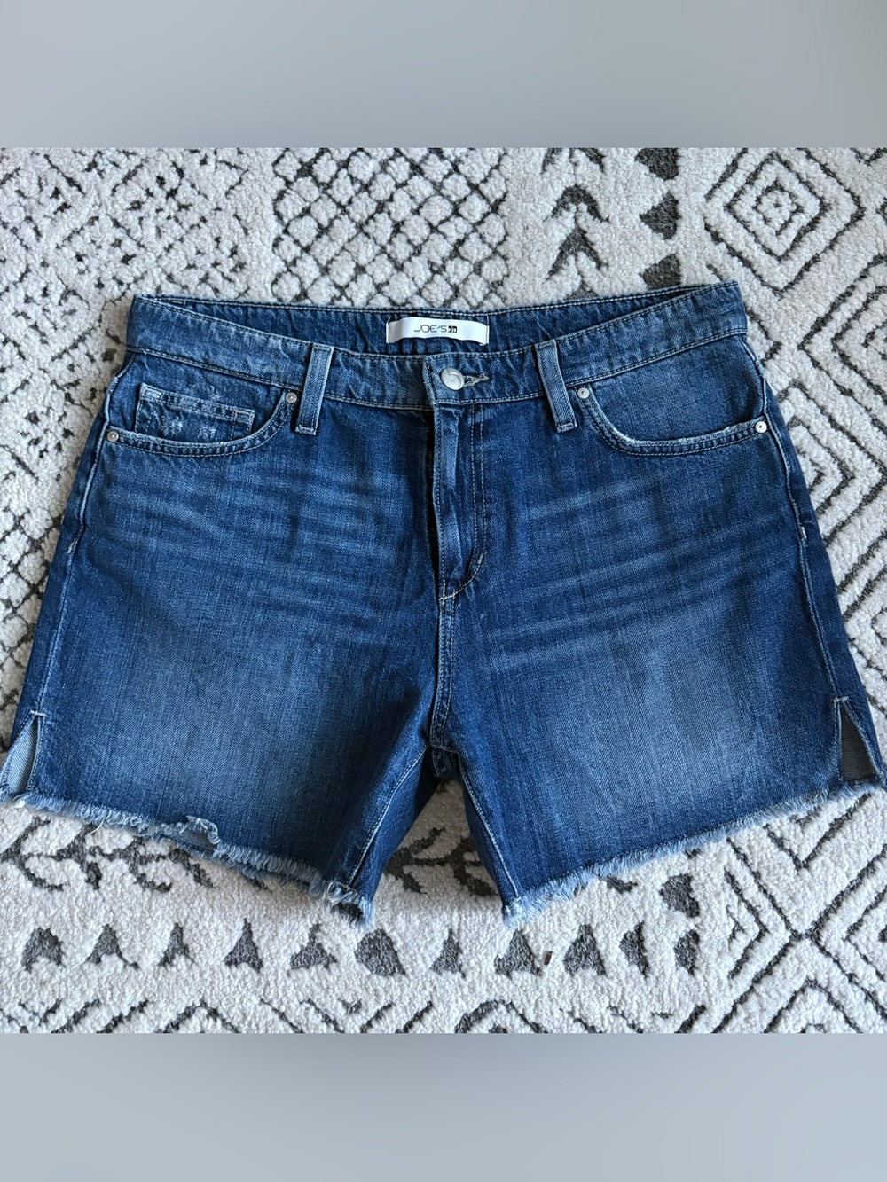 Joe's Jeans Blue Denim Frayed Hem Cutoff Shorts Sz 29
